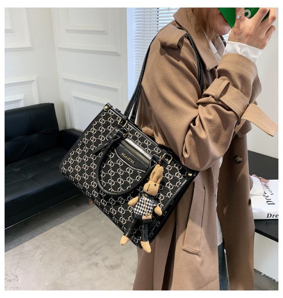 purses high sense women's new fashion high-capacity portable shoulder bag versatile messenger tote bag handbag black friday
purses high sense women's new fashion high-capacity portable shoulder bag versatile messenger tote bag handbag black friday