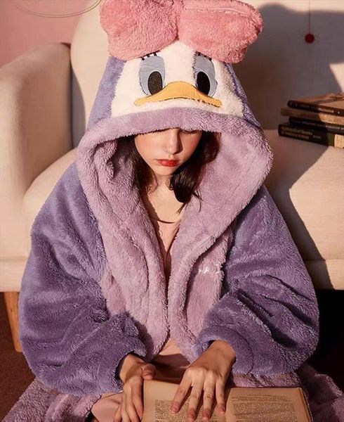 nightgown autumn and winter long womens sleepwears coral fleece pajamas thickened plus velvet bathrobes flannel nightdress home service, Black;red
nightgown autumn and winter long womens sleepwears coral fleece pajamas thickened plus velvet bathrobes flannel nightdress home service, Black;red