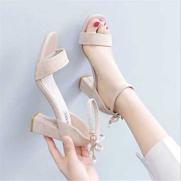 sandals european and american fish mouth baotou back empty solid color spot buckle 2021 summer elegant fashion women, Black
sandals european and american fish mouth baotou back empty solid color spot buckle 2021 summer elegant fashion women, Black