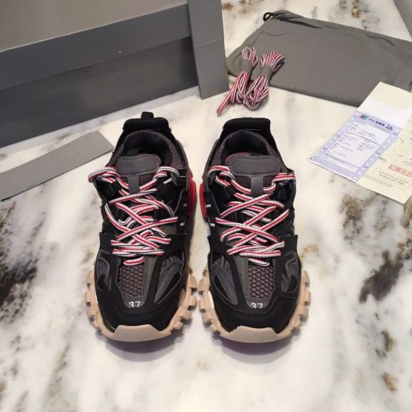 2021 new men women casual shoes red white sport sneaker fashion shoes canvas shoes, Black
2021 new men women casual shoes red white sport sneaker fashion shoes canvas shoes, Black
