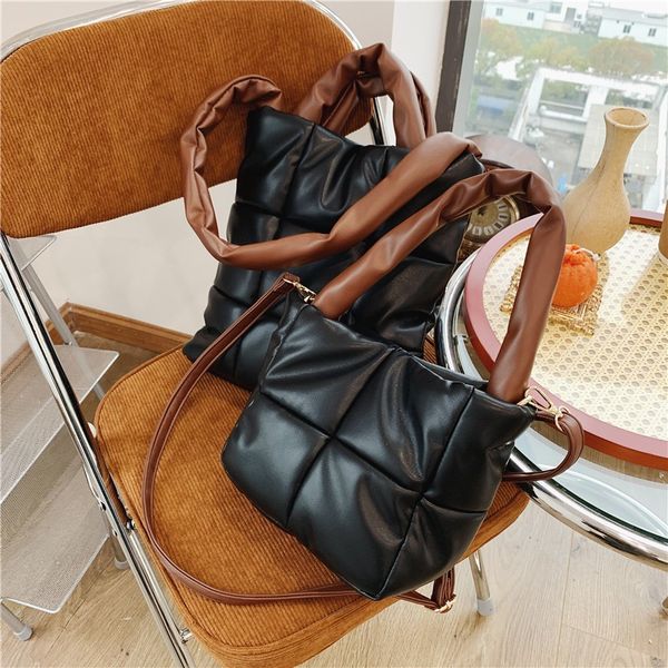 pure color fashion one-messenger portable 2021 new famous cross body bag woman purses and handbags messenger bags d
pure color fashion one-messenger portable 2021 new famous cross body bag woman purses and handbags messenger bags d