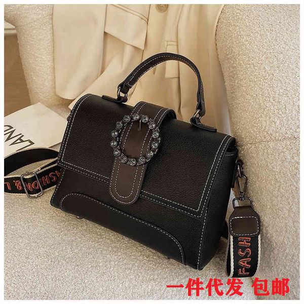 bags handbags wallets high sense small female 2021 korean fashion women's single shoulder diagonal portable square, Black;red
bags handbags wallets high sense small female 2021 korean fashion women's single shoulder diagonal portable square, Black;red