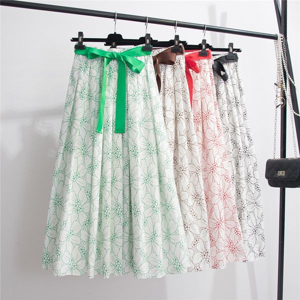 skirts 2021 spring sweet bowknot floral red/green a-line maxi long cotton skirts, Black
skirts 2021 spring sweet bowknot floral red/green a-line maxi long cotton skirts, Black
