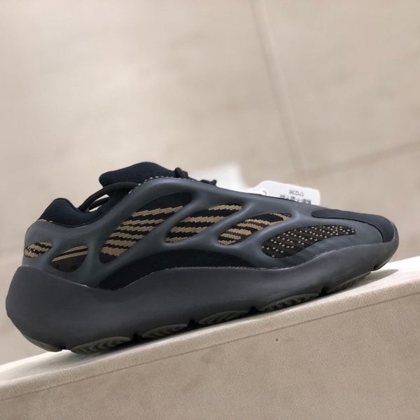 2021 luxury designer true leather ace shoes mens women shoes size 36-46 casual shoes with box dust bag, Black
2021 luxury designer true leather ace shoes mens women shoes size 36-46 casual shoes with box dust bag, Black