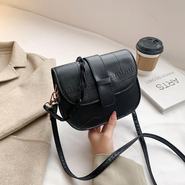fashion stone pattern messenger bags autumn saddle shoulder purse woven strap tote vintage street curved crossbody handbags 2021
fashion stone pattern messenger bags autumn saddle shoulder purse woven strap tote vintage street curved crossbody handbags 2021