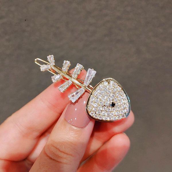 hair clips exquisite diamond-studded fish hairpin side clip korea temperament bangs buckle back of head headdress
hair clips exquisite diamond-studded fish hairpin side clip korea temperament bangs buckle back of head headdress