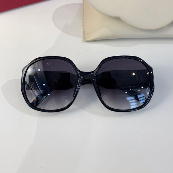 summer sunglasses for men women 934s style anti-ultraviolet retro plate round full frame fashion eyeglasses random box, White;black
summer sunglasses for men women 934s style anti-ultraviolet retro plate round full frame fashion eyeglasses random box, White;black
