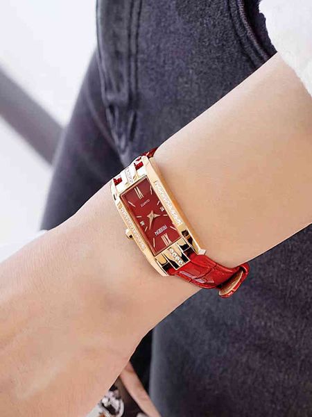 brand luxury watches classic fashion watch designer watch ruston women's 2021 ten able red square, Slivery;brown
brand luxury watches classic fashion watch designer watch ruston women's 2021 ten able red square, Slivery;brown