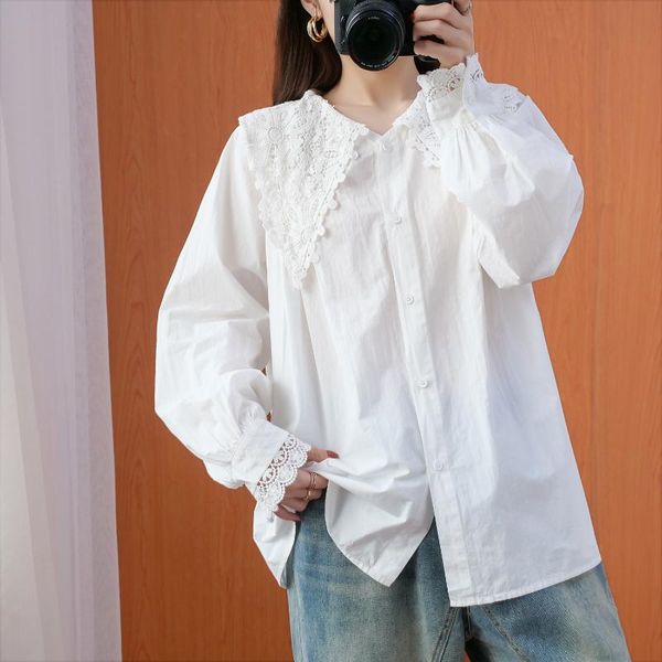 women's t-shirt spring and autumn sweet age-reducing lace stitching doll collar design sense niche long-sleeved outer wear shirt, White
women's t-shirt spring and autumn sweet age-reducing lace stitching doll collar design sense niche long-sleeved outer wear shirt, White