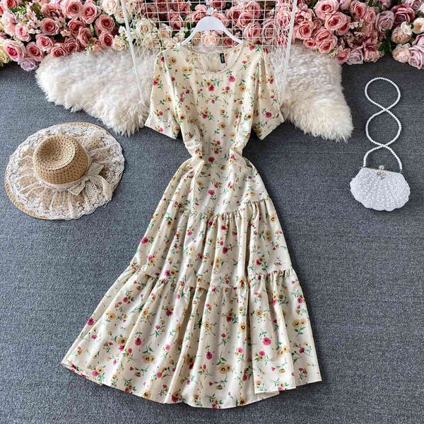 fashion holiday floral vintage dress for womens summer puff sleeve slim beach elegant korean o neck a-line long dress 210420, Black;gray
fashion holiday floral vintage dress for womens summer puff sleeve slim beach elegant korean o neck a-line long dress 210420, Black;gray