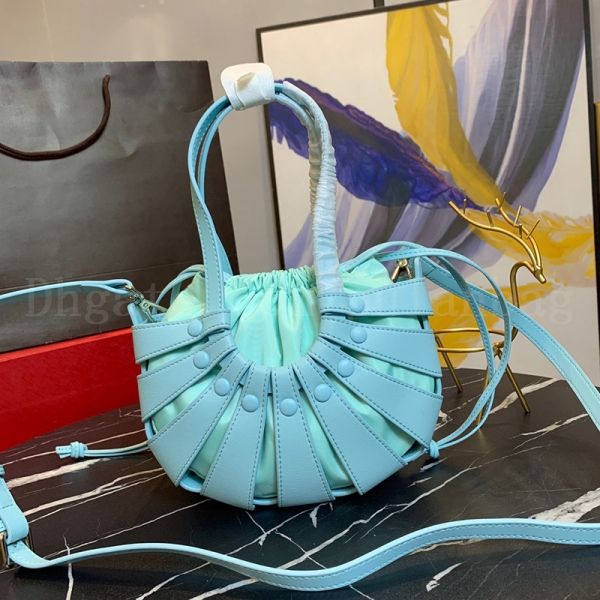 handbags shell bag purse genuine leather crossbody women hollowed out shoulder bags fashion large capacity underarm handbag saddle totes
handbags shell bag purse genuine leather crossbody women hollowed out shoulder bags fashion large capacity underarm handbag saddle totes