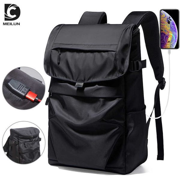 fashion trend personality street korean backpack travel bag men's simple leisure backpack large capacity computer schoolbag
fashion trend personality street korean backpack travel bag men's simple leisure backpack large capacity computer schoolbag