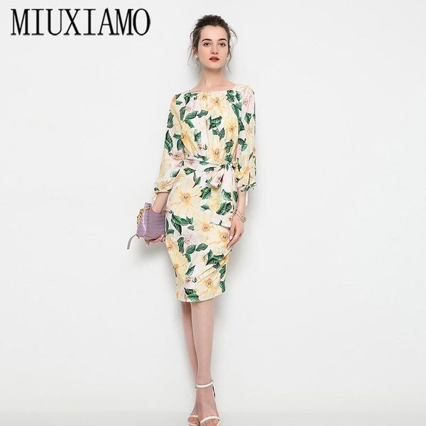 summer ladies printed yellow elegant high-waisted seven-quarter sleeve professional women's dress casual dresses, Black;gray
summer ladies printed yellow elegant high-waisted seven-quarter sleeve professional women's dress casual dresses, Black;gray
