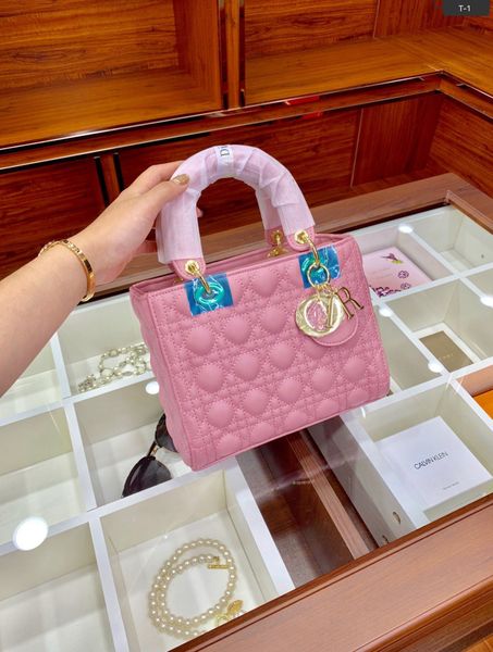 Top 2021 On Sale Luxury Brand Women Shoulder Bags Handbag Ladies Evening Bag Fashion Tote Backpack Handbags -L4058, A-l4058
Top 2021 On Sale Luxury Brand Women Shoulder Bags Handbag Ladies Evening Bag Fashion Tote Backpack Handbags -L4058, A-l4058