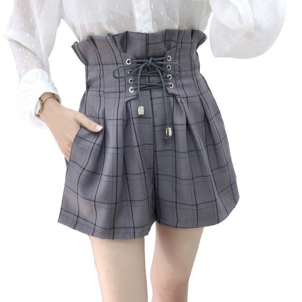 summer women shorts high waist flower ladies plaid loose wide legs casual pants for students women's, White;black
summer women shorts high waist flower ladies plaid loose wide legs casual pants for students women's, White;black