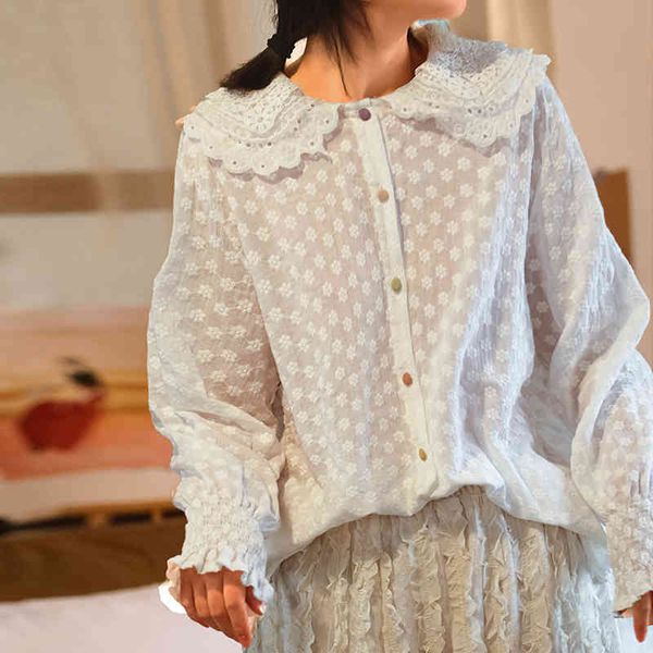 johnature women white vintage embroidery floral shirts and spring peter pan collar button mori girl sweet shirts 210521
johnature women white vintage embroidery floral shirts and spring peter pan collar button mori girl sweet shirts 210521