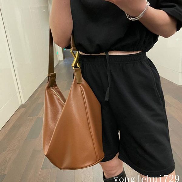 evening bags vintage big bucket bag designer hobos women shoulder luxury soft pu leather lady handbags large tote simple female 2021
evening bags vintage big bucket bag designer hobos women shoulder luxury soft pu leather lady handbags large tote simple female 2021