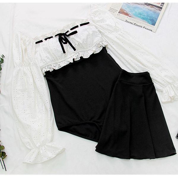 swimwear women conjoined triangle two piece set hepburn style belly covering thin student spring swimming suit, White;black
swimwear women conjoined triangle two piece set hepburn style belly covering thin student spring swimming suit, White;black
