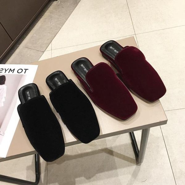 slippers 2021 summer women mules korean fashion designers flats outside red slip on casual shoes woman flock slides, Black
slippers 2021 summer women mules korean fashion designers flats outside red slip on casual shoes woman flock slides, Black