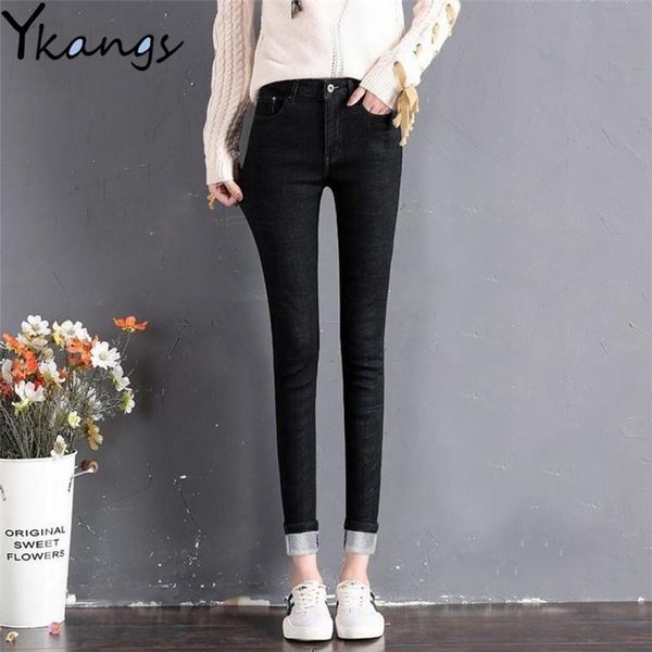 winter plus velvet padded jeans women 2021 high waist warm lamb hair trousers elastic tight-fitting mujer mom denim pants women's, Blue
winter plus velvet padded jeans women 2021 high waist warm lamb hair trousers elastic tight-fitting mujer mom denim pants women's, Blue