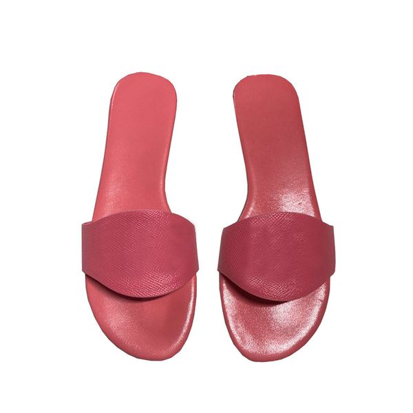 2021 summer women designers flat slides sandals flats beach slippers pig nose jelly colors luxury designed loafers shoe 35-41, Black
2021 summer women designers flat slides sandals flats beach slippers pig nose jelly colors luxury designed loafers shoe 35-41, Black
