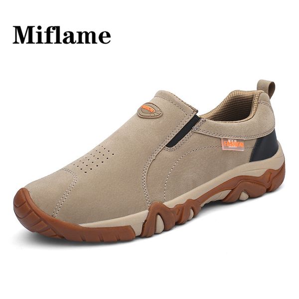 2022 new brand men shoes leather loafers shoes breathable autumn casual shoes outdoor non-slip walking men sneakers, Red;white
2022 new brand men shoes leather loafers shoes breathable autumn casual shoes outdoor non-slip walking men sneakers, Red;white