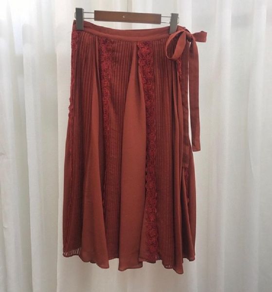skirts 100%silk women's skirt 2021 summer designer clothing women appliques lace embroidery bow deco mid-calf wine red white, Black
skirts 100%silk women's skirt 2021 summer designer clothing women appliques lace embroidery bow deco mid-calf wine red white, Black