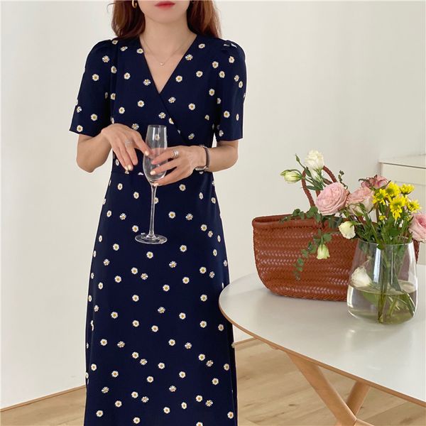 s-xl korean chic style summer women dress floral printed lace up bow tie v neck french long womens (g2072 210508, Black;gray
s-xl korean chic style summer women dress floral printed lace up bow tie v neck french long womens (g2072 210508, Black;gray