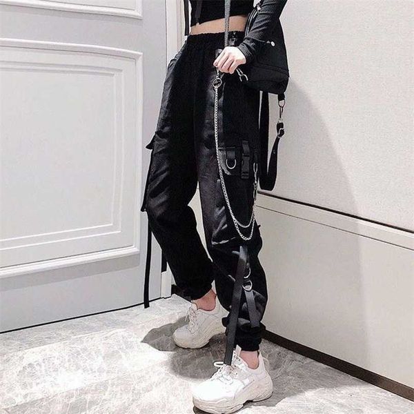 women elastic waist loose cargo pants hip hop streetwear black casual punk harem with pockets 211007, Black;white
women elastic waist loose cargo pants hip hop streetwear black casual punk harem with pockets 211007, Black;white