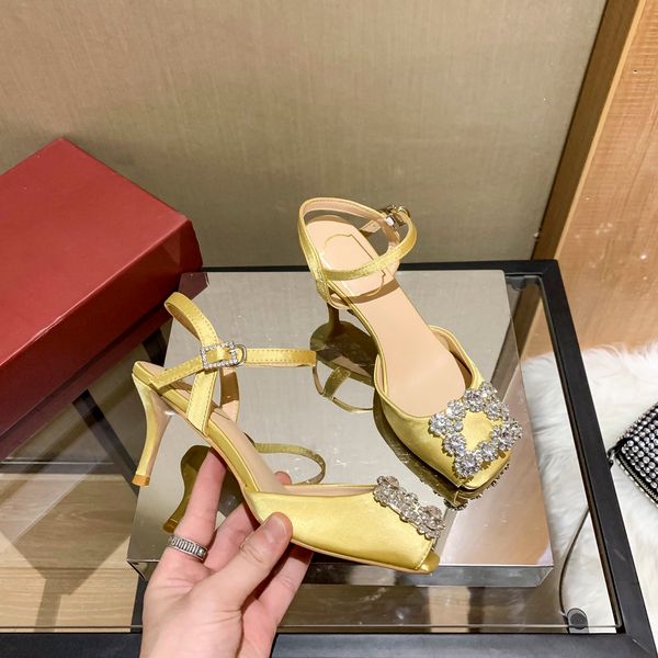 women's sandals luxury fashion 2021 new breathable non-slip diamond studded vamp comfortable fashion shoes woman size 34-40, Black
women's sandals luxury fashion 2021 new breathable non-slip diamond studded vamp comfortable fashion shoes woman size 34-40, Black