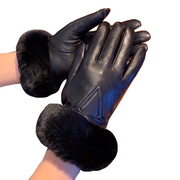 rabbit hair plush glove outdoor windproof leather gloves letter embroidery winter accessories womens touch screen mitten, Blue;gray
rabbit hair plush glove outdoor windproof leather gloves letter embroidery winter accessories womens touch screen mitten, Blue;gray