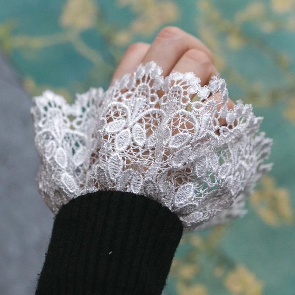 fingerless gloves fashion joker accessories wrist set trumpet cuff flounces buttoned sleeves lace decorated fake autumn and winter, Blue;gray
fingerless gloves fashion joker accessories wrist set trumpet cuff flounces buttoned sleeves lace decorated fake autumn and winter, Blue;gray