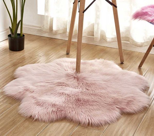 soft luxury plush artificial sheepskin rug chair bedroom mat decorative wool warm hairy carpet seat covers washable round carpets
soft luxury plush artificial sheepskin rug chair bedroom mat decorative wool warm hairy carpet seat covers washable round carpets
