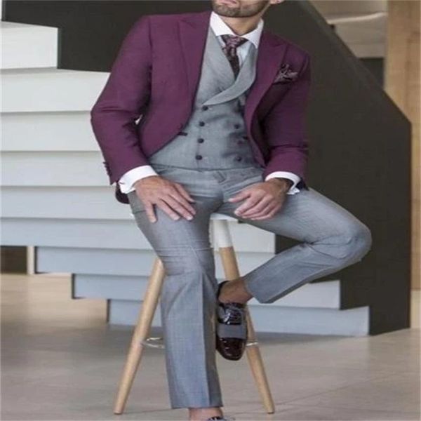 men's suits & blazers 3-piece purplish red and grey wedding business (coat + vest pants) lapel formal slim sit single breasted, White;black
men's suits & blazers 3-piece purplish red and grey wedding business (coat + vest pants) lapel formal slim sit single breasted, White;black