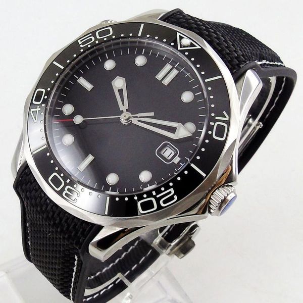 wristwatches automatic mens watch black dial miyota 8215 ceramic bezel rubber screw crown sapphire crystal, Slivery;brown
wristwatches automatic mens watch black dial miyota 8215 ceramic bezel rubber screw crown sapphire crystal, Slivery;brown