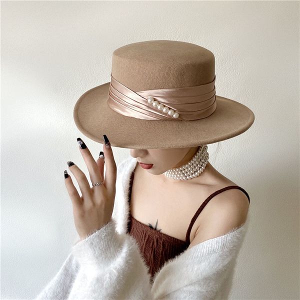 luxury french elegant pearl wool hat women's small fragrance fashion celebrity flat hat autumn and winter warm wide brimmed hat, Blue;gray
luxury french elegant pearl wool hat women's small fragrance fashion celebrity flat hat autumn and winter warm wide brimmed hat, Blue;gray