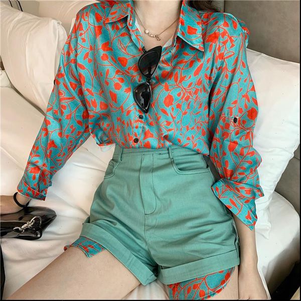 two piece sets womens tracksuits women long sleeve buttoned printed shirts and high waist shorts pieces outfits, Gray
two piece sets womens tracksuits women long sleeve buttoned printed shirts and high waist shorts pieces outfits, Gray