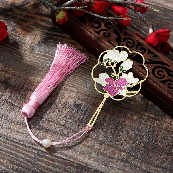 1pc creativity white magnolia bookmark cute brass art pattern exquisite book mark page folder office school supplies stationery
1pc creativity white magnolia bookmark cute brass art pattern exquisite book mark page folder office school supplies stationery