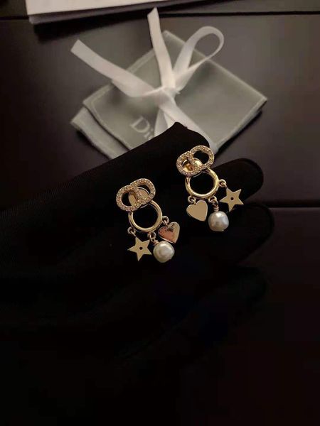 fashion pearl earrings female net red love star fashion earrings female with gift box package, Golden
fashion pearl earrings female net red love star fashion earrings female with gift box package, Golden