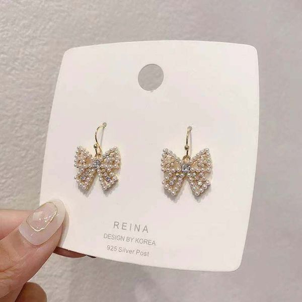 diamond inlaid pearl small fragrance bow versatile temperament, exquisite earrings, korean super fairy ear hook earrings, Black
diamond inlaid pearl small fragrance bow versatile temperament, exquisite earrings, korean super fairy ear hook earrings, Black