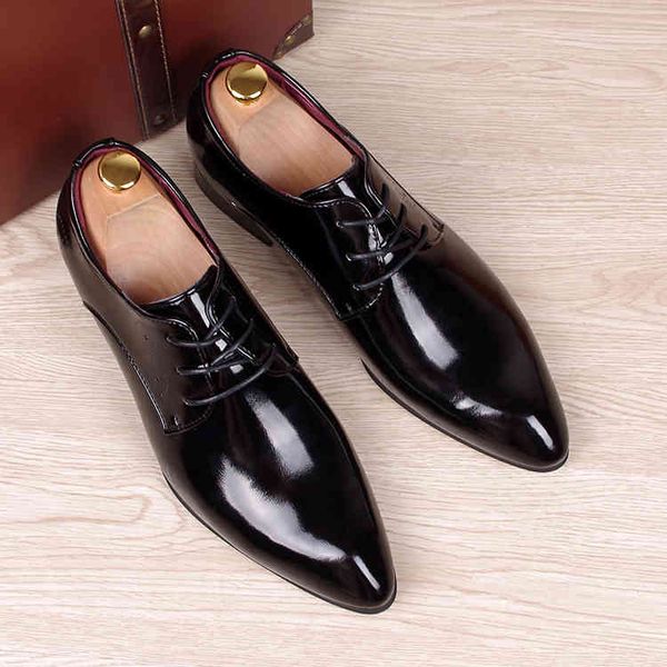 spring fall men oxfords toe at red bottom plain broach men's shoes apartments, Black
spring fall men oxfords toe at red bottom plain broach men's shoes apartments, Black