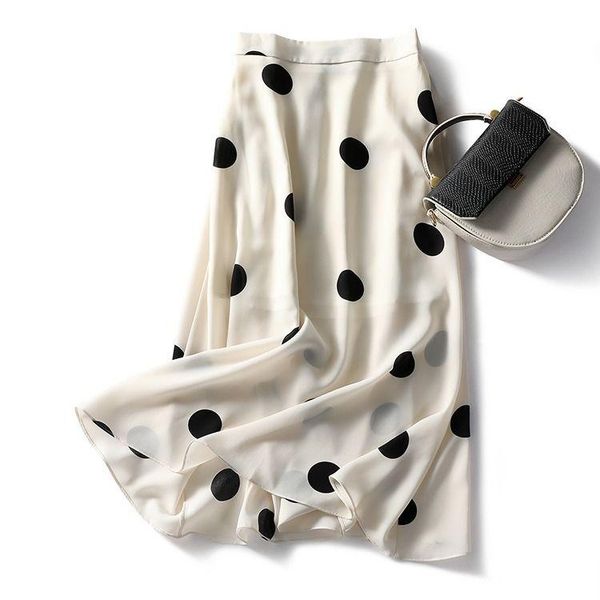 skirts women 2021 summer casual chiffon dot-print skirt female high waist midi pleated ladies streetwear a-line s111, Black
skirts women 2021 summer casual chiffon dot-print skirt female high waist midi pleated ladies streetwear a-line s111, Black