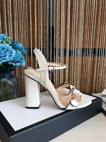 10cm classic high heeled sandals party gg
gg fashion 100% leather women dance shoe designer heels suede lady metal belt buckle thick heel, Black
10cm classic high heeled sandals party gg
gg fashion 100% leather women dance shoe designer heels suede lady metal belt buckle thick heel, Black
