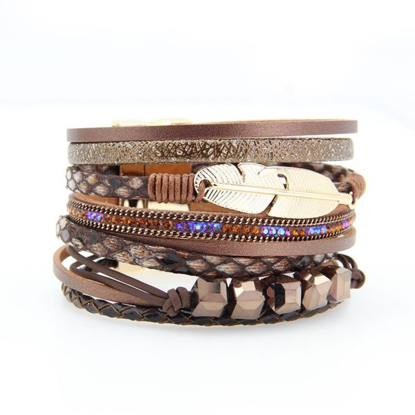 charm bracelets european and american exaggerated retro cow leather multilayer hand woven men's jewelry titanium alloy magnetic bracele, Golden;silver
charm bracelets european and american exaggerated retro cow leather multilayer hand woven men's jewelry titanium alloy magnetic bracele, Golden;silver