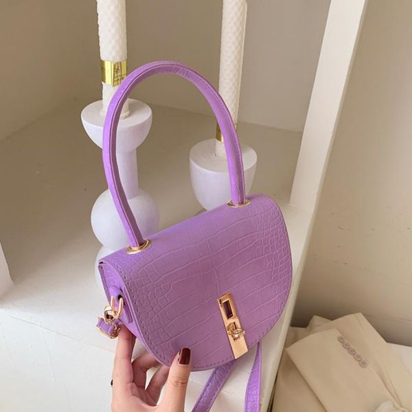 exquisite female messenger bag waterproof fashion youth girl shoulder pu leather personality daily small saddle bags
exquisite female messenger bag waterproof fashion youth girl shoulder pu leather personality daily small saddle bags