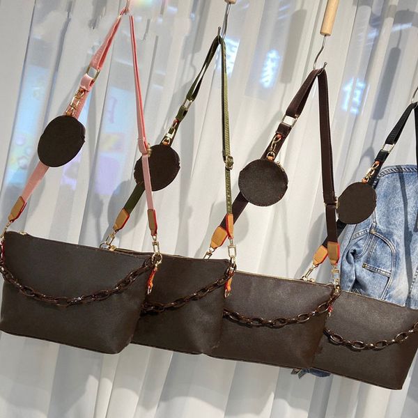 classic presbyopia shoulder bags luxury designer women's crossbody long shoulder strap fashion casual girl temperament multifunctional
classic presbyopia shoulder bags luxury designer women's crossbody long shoulder strap fashion casual girl temperament multifunctional