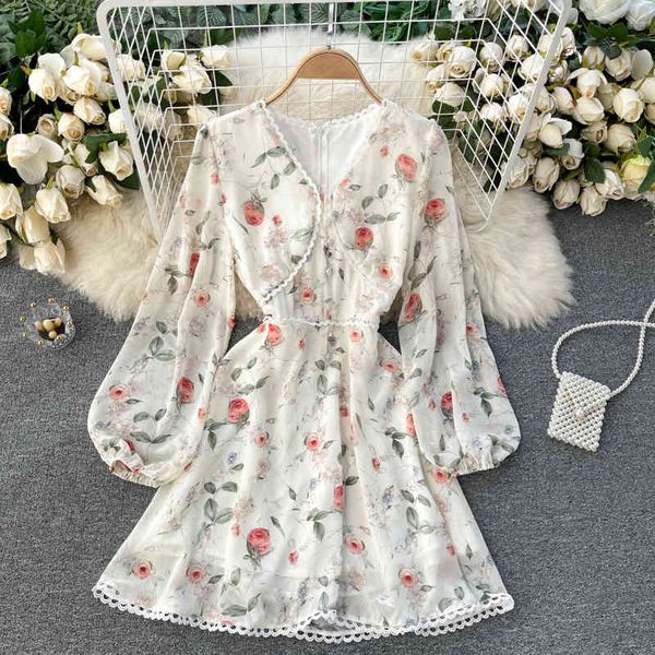 casual dresses 2021 spring women floral print mini v-neck long sleeve button sweet party holiday boho beach robe wc6f, Black;gray
casual dresses 2021 spring women floral print mini v-neck long sleeve button sweet party holiday boho beach robe wc6f, Black;gray
