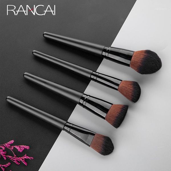 4pcs makeup brushes set foundation powder blush eyeshadow sponge brush soft hair cosmetic tools brushes1
4pcs makeup brushes set foundation powder blush eyeshadow sponge brush soft hair cosmetic tools brushes1