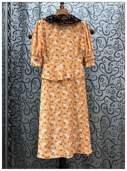 dress korean fashion summer women v-neck elegant little flower print black lace color block short sleeve yellow dress, Black;gray
dress korean fashion summer women v-neck elegant little flower print black lace color block short sleeve yellow dress, Black;gray