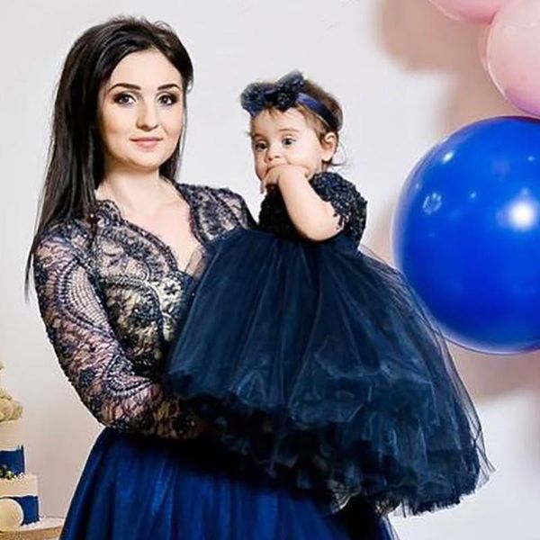 girl's dresses navy blue lace beaded flower girl cap sleeves tulle little wedding communion pageant gowns, Red;yellow
girl's dresses navy blue lace beaded flower girl cap sleeves tulle little wedding communion pageant gowns, Red;yellow